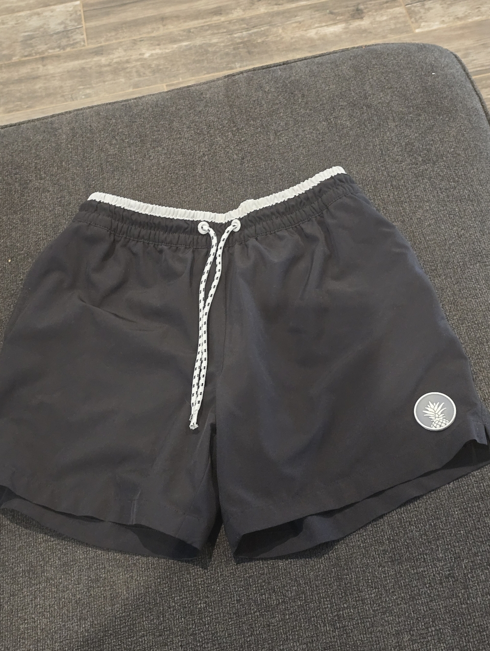 chubbies The Capes Lined Swim Trunk in Black with Pink Liner